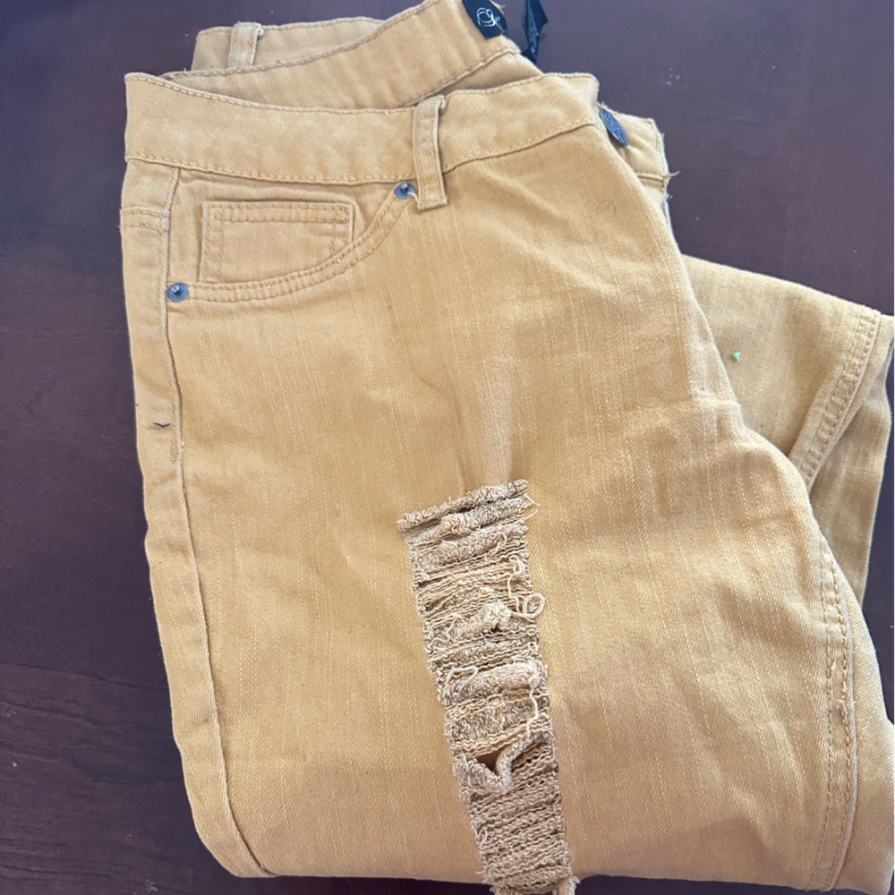Size 9 mustard color jeans
